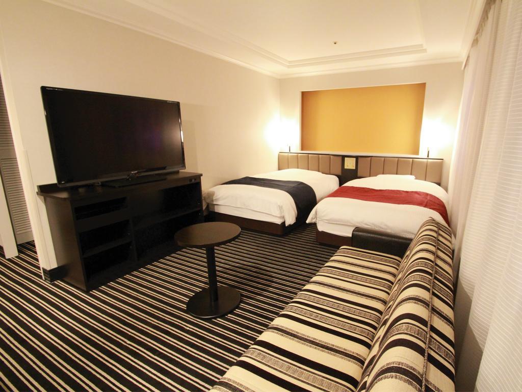 Apa Hotel Fukuoka Watanabedori Ekimae Excellent Exteriör bild